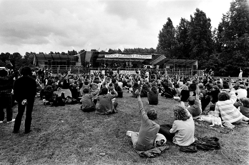 Muziek, racisme, festivals, Bestanddeelnr 930-3388