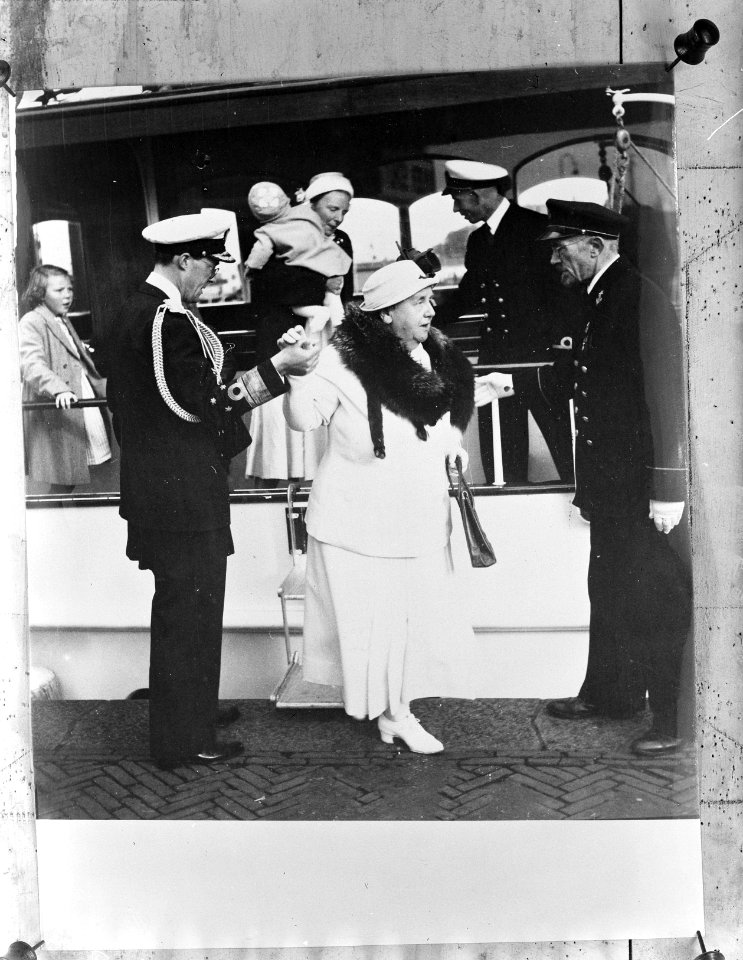 Nationale Vlootschouw op het Binnen- en Buiten-IJ te Amsterdam, van Marine-eenhe, Bestanddeelnr 900-0118