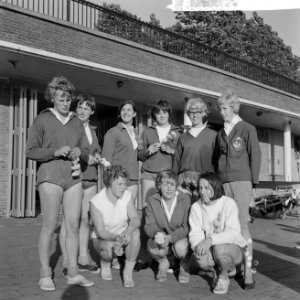 Nederlandse roeikampioenschappen op Bosbaan, de dames ach 1000 meter, de winnend, Bestanddeelnr 917-9932