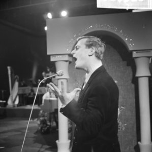 Nationaal Songfestival 1966. Piet Sybrandy, Bestanddeelnr 918-7520