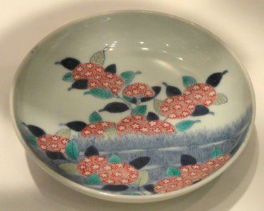 Nabeshima Dish with Hydrangea Design, c. 1680-1720, Arita, Okawachi kilns, hard-paste porcelain with cobalt and enamels - Gardiner Museum, Toronto - DSC00496