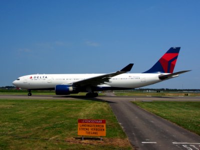N856NW Delta Air Lines Airbus A330-223 - cn 631 - pic2