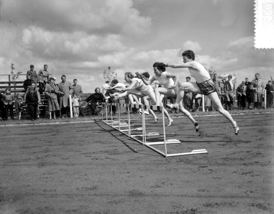 Nationaal Atletiekwedstrijd Vlaardingen, 80 m horden dames, Bestanddeelnr 907-1528