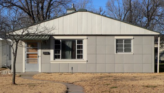 Nagel Lustron house from E 1