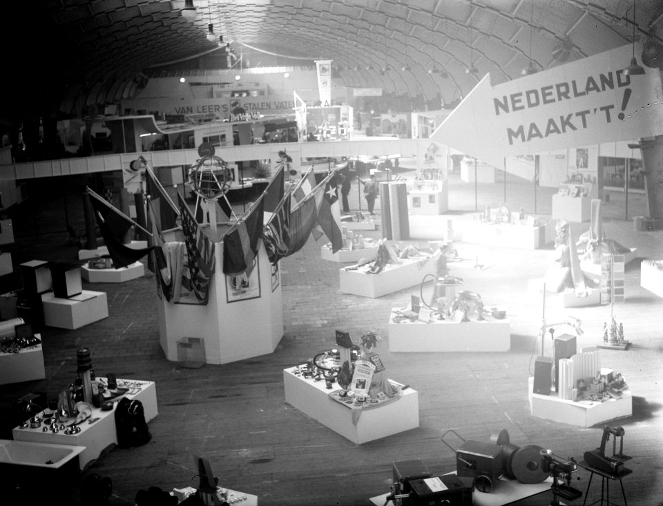 Nahinto-tentoonstelling RAI-gebouw. Nederland maakt overzicht, Bestanddeelnr 902-9458