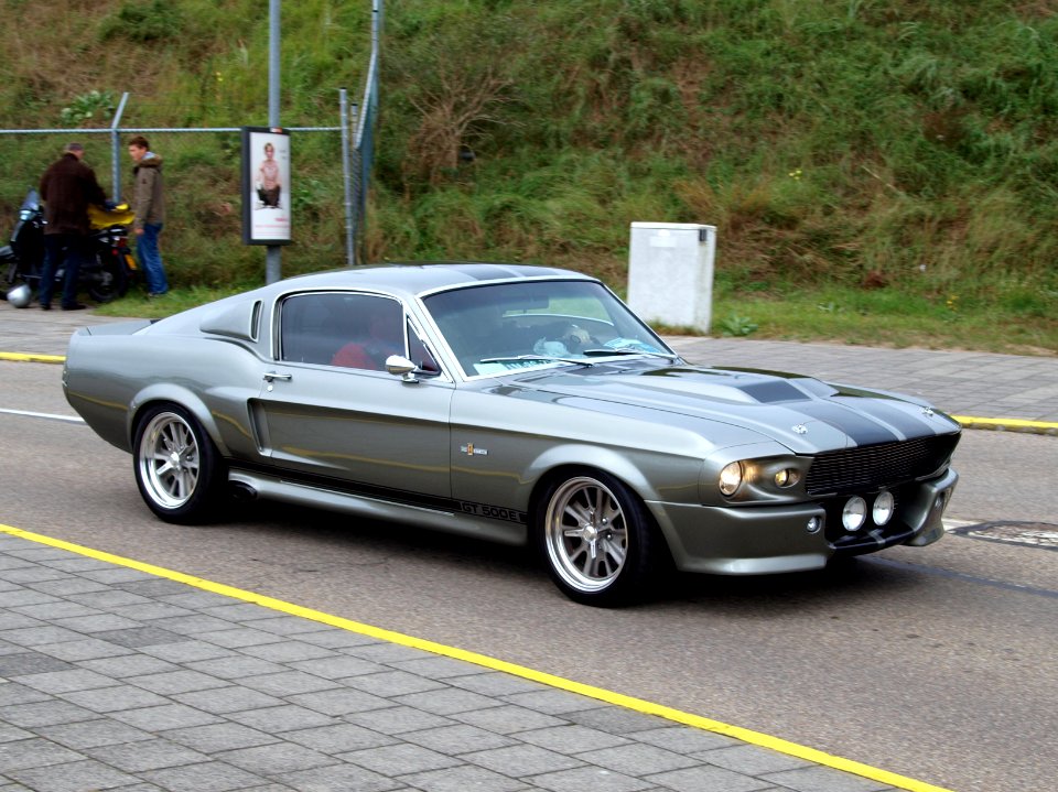 Nationale oldtimerdag Zandvoort 2010, 1967 FORD MUSTANG GT 500E, AM-86-78 pic2