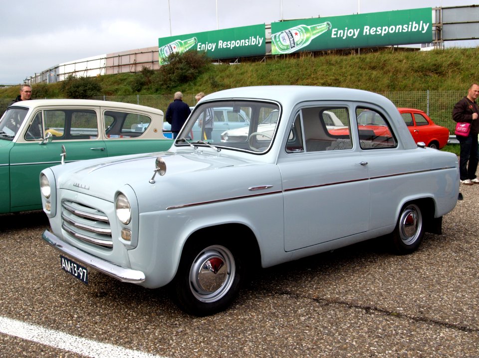 Nationale oldtimerdag Zandvoort 2010, 1957 FORD ANGLIA DE LUXE 101, AM-13-97 pic2