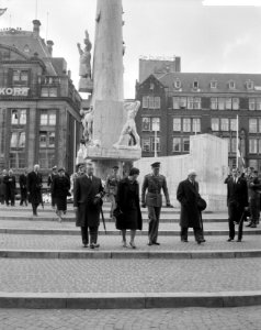 Nationale Herdenking gevallenen op de Dam bij het Nationaal Monument Kransleggi, Bestanddeelnr 915-1187