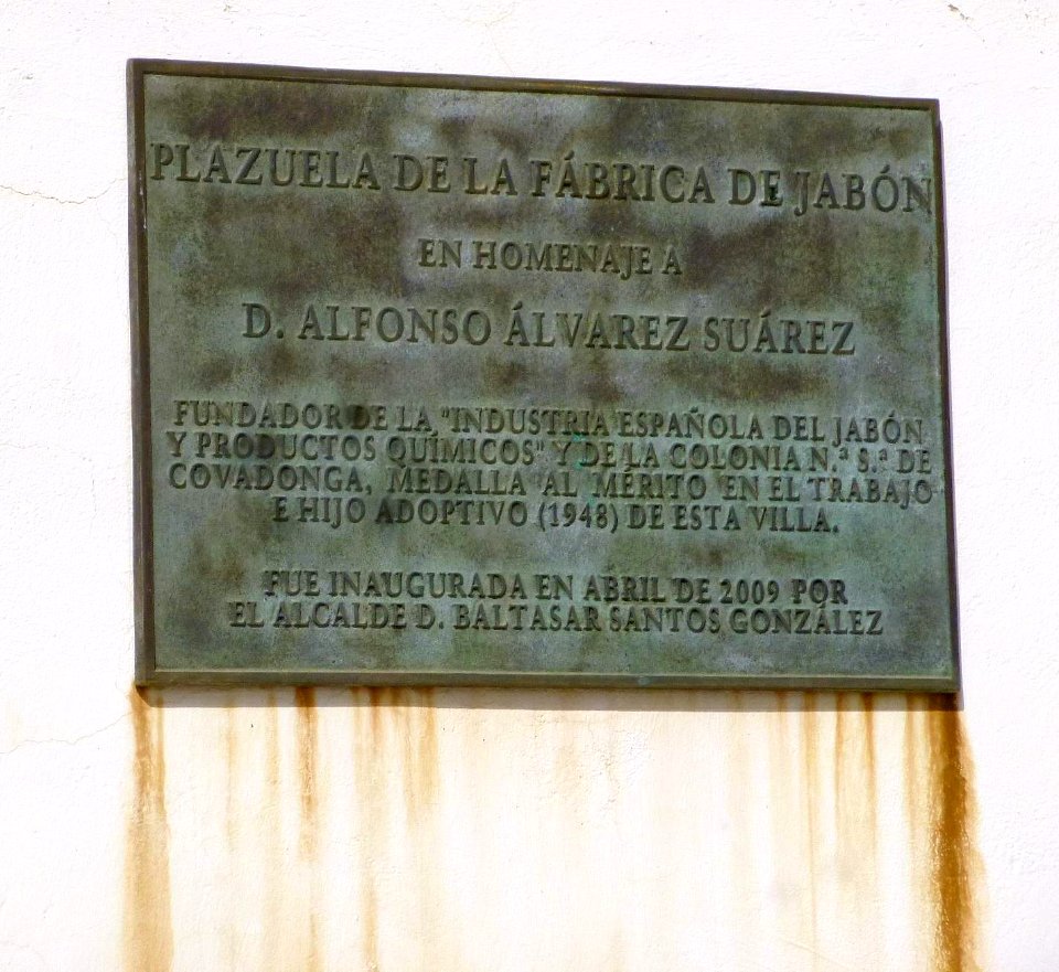 Navalcarnero - Plazuela de la Fábrica de Jabón, en homenaje a don Alfonso Álvarez Suárez 1