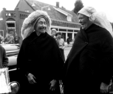 Nunen opnamenfilm Vincent van Gogh , klederdrachten, Bestanddeelnr 907-3238