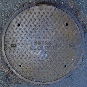 Nstar Electric, ej Cat No 1347 - Arlington, MA - DSC03066