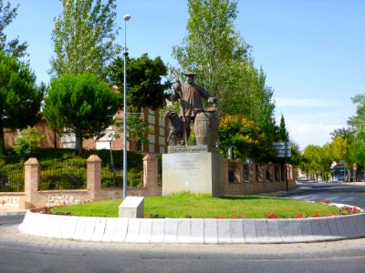 Navalcarnero - Monumento al Mesonero Mayor Vicente Ruiz Medrano Rodríguez 1