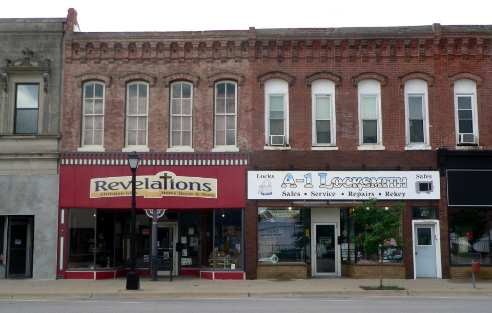 Nebraska City Central Ave S side 7-8 St 3