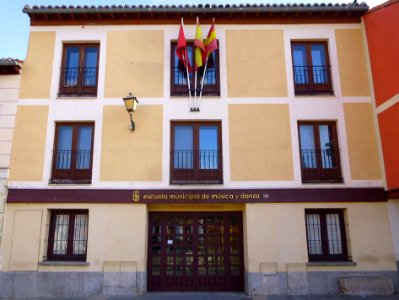 Navalcarnero - Plaza de Segovia, Escuela Municipal de Música y Danza