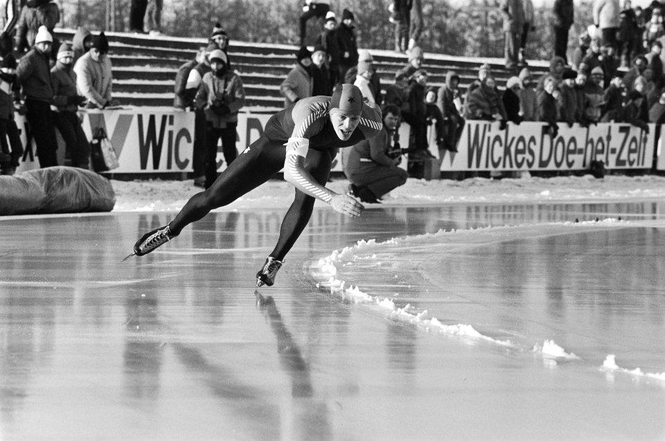 Nederlandse kampioenschappen schaatsen heren sprint in Heerenveen. Miel Govaert , Bestanddeelnr 931-9030