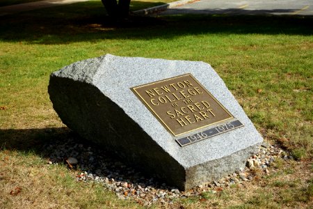 Newton College of the Sacred Heart memorial - Boston College Law School - Newton, MA - DSC07382