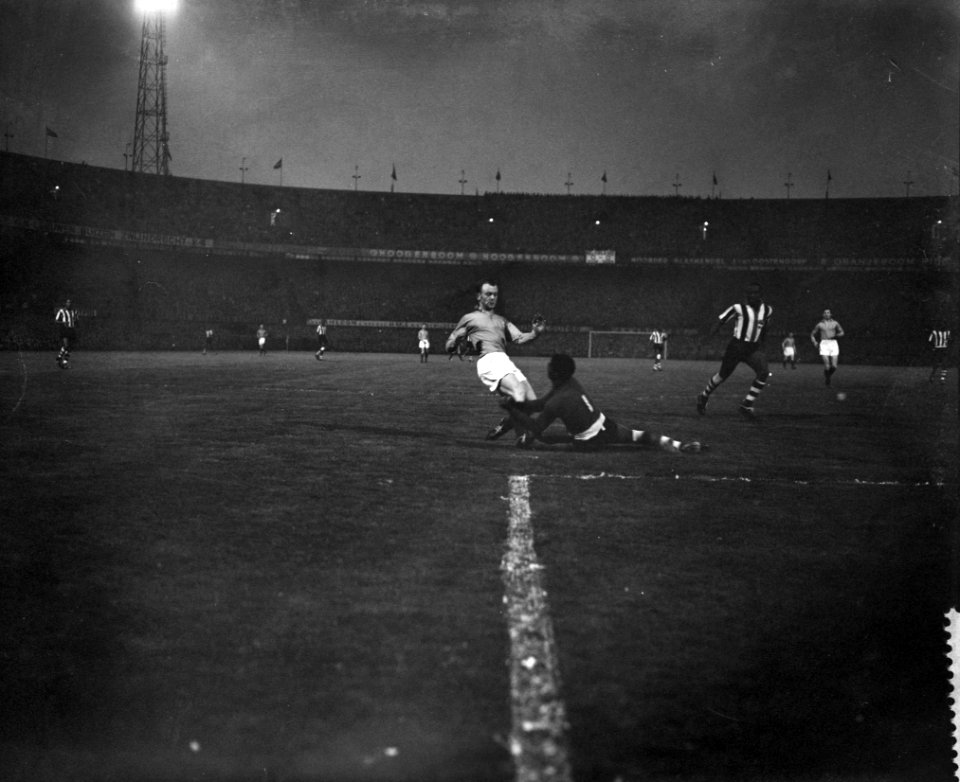 Nederland tegen Curacao 8-1 in het Feyenoord stadion te Rotterdam, Bestanddeelnr 909-5030
