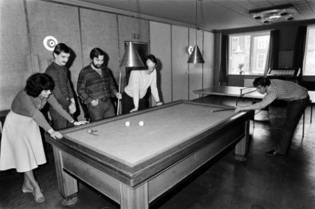 Negentien Poolse zeelieden in Zeemanshuis in Rotterdam in afwachting of ze hier , Bestanddeelnr 932-1075