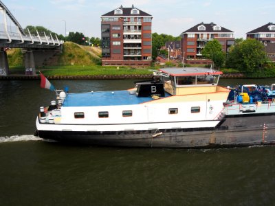 Neptunus (ship, 1987) - ENI 02318139, Amsterdam-Rijn kanaal, pic3