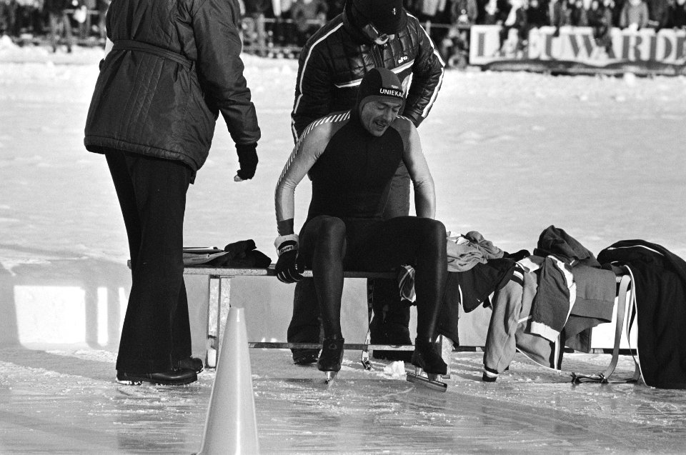 Nederlandse kampioenschappen schaatsen heren allround in Heerenveen. Hilbert van, Bestanddeelnr 931-9032