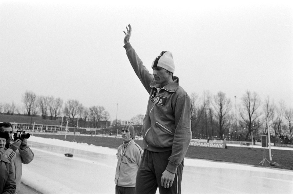 Nederlandse kampioenschappen schaatsen in Groningen Jos Valentijn, winnaar spr, Bestanddeelnr 928-3556