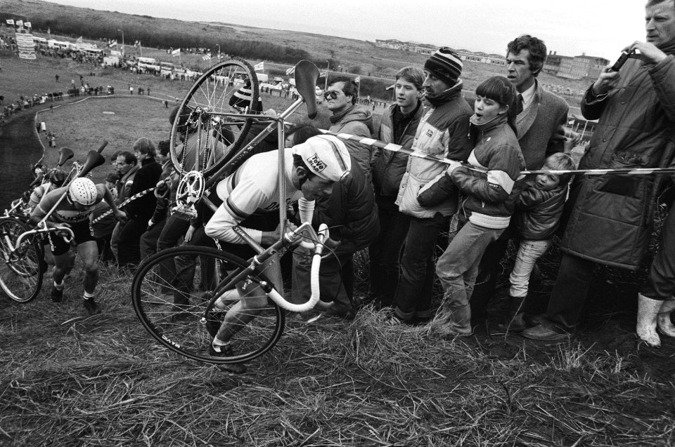 Ned. kampioensschap Veldrijden in Den Haag . 5.6.7 Hennie Stamsnijder in aktie, , Bestanddeelnr 931-9441
