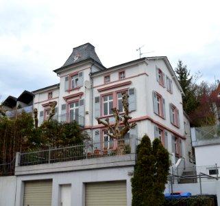 Neuenhain, Königsteiner Straße 114a