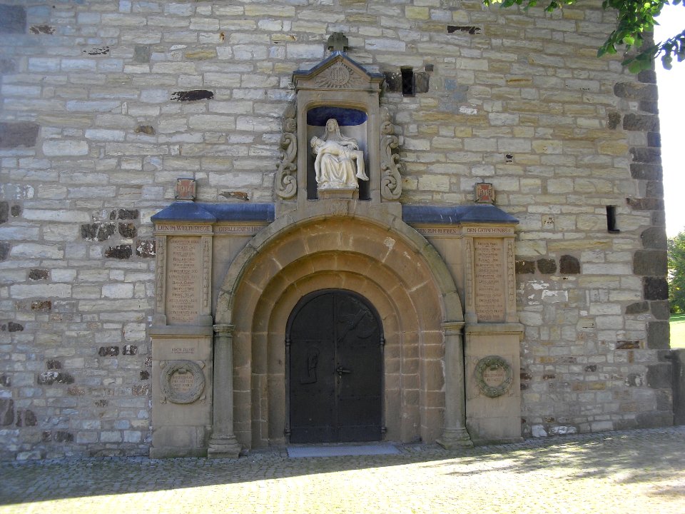 Neuenbeken-St. Marien-Portal