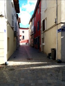 Neuville-sur-Saône - Rue Ambroise-Pauffert - Depuis la rue de la République