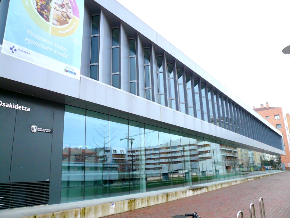 Vitoria - Centro de Salud de Zabalgana 6