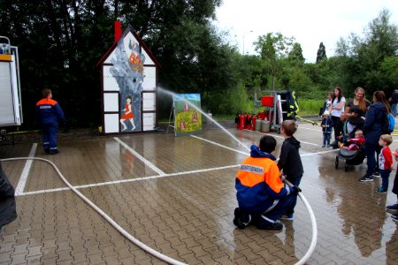 Vorführung Jugendfeuerwehr, Feuerwehr Bremerhaven, Jubiläumsfeier 125 Jahre Feuerwehr Bremerhaven