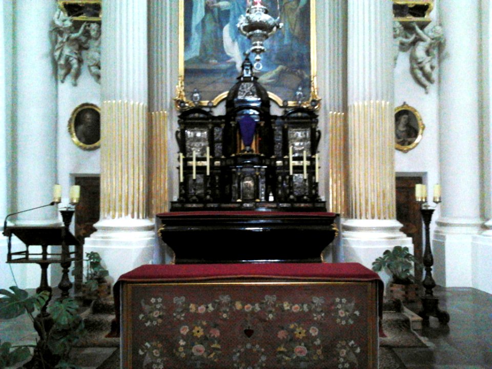 Visitationist Church in Warsaw - Interior 02