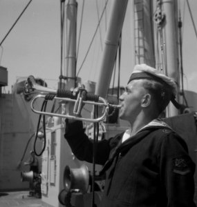 Vlootmanoeuvres Westelijke trompetten, Bestanddeelnr 903-4925
