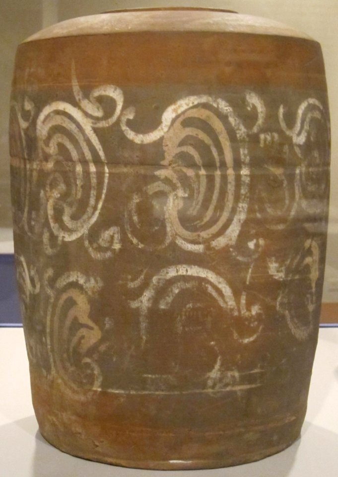 Vessel, Han dynasty, earthenware with polychrome, Honolulu Museum of Art