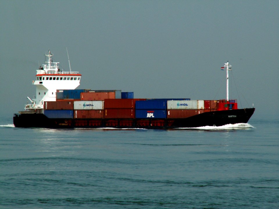 Virtsu p3 approaching Port of Rotterdam 04-May-2006