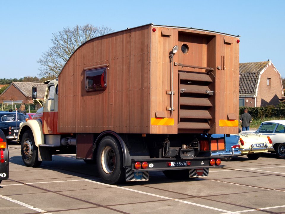 VOLVO N88-44T (1968) licenceno BE-58-76 pic2