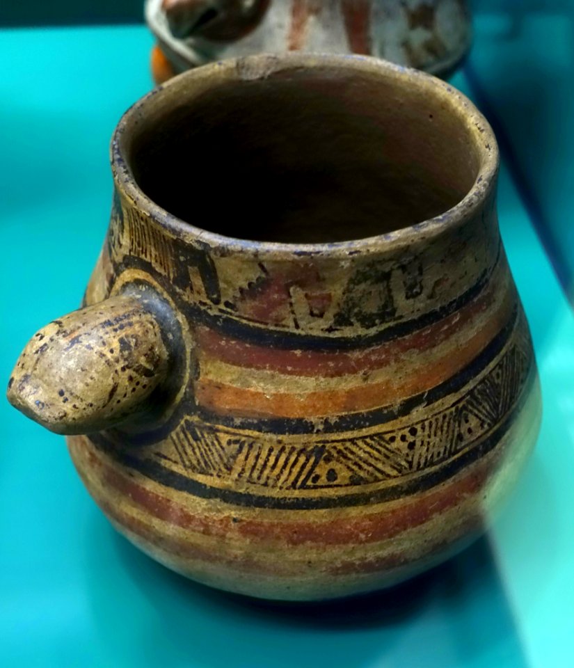 Vessel, Costa Rica, 1350-1550 AD, ceramic - Naturhistorisches Museum Nürnberg - Nuremberg, Germany - DSC04042