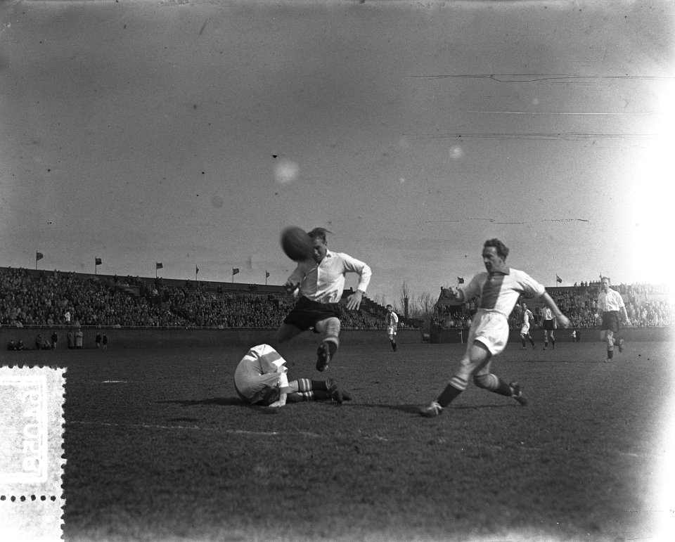 Voetbal, Ajax tegen Be Quick , spelmoment, Bestanddeelnr 906-4058