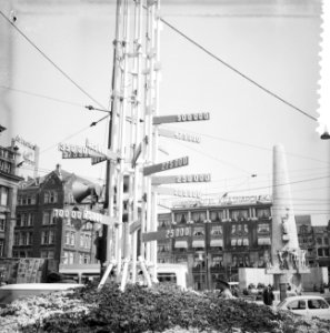 Vreugdebarometer op de Dam bereikt de stand van 500000, Bestanddeelnr 911-2104 photo