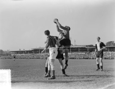 Voetbal t-Gooi tegen DWS spelmomen, Bestanddeelnr 904-8063