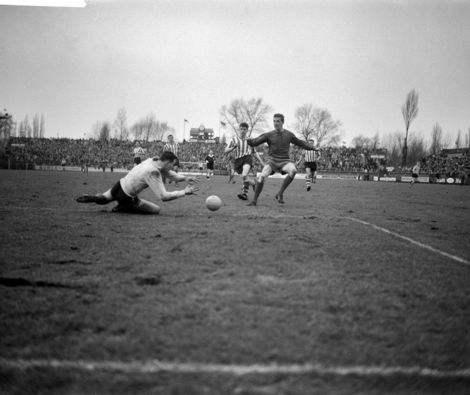 Voetbal Ajax tegen Sparta 3-0, Bestanddeelnr 913-5105