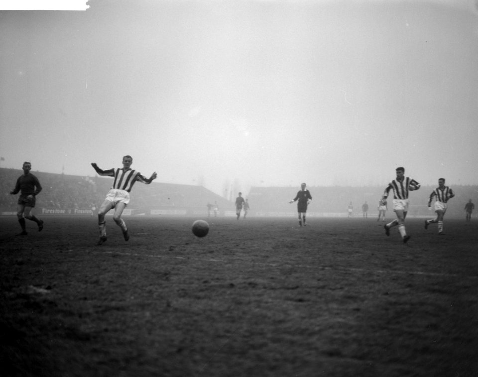 Voetbal . Ajax tegen Willem II 3-2., Bestanddeelnr 913-6254