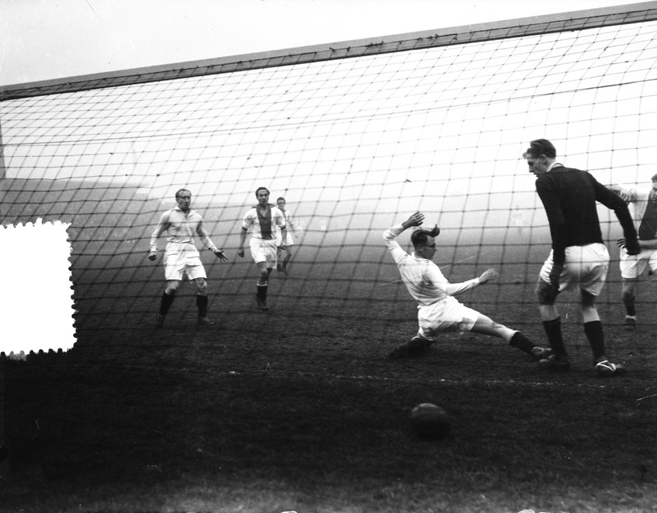 VSV tegen Ajax 1-6, Bestanddeelnr 904-8988