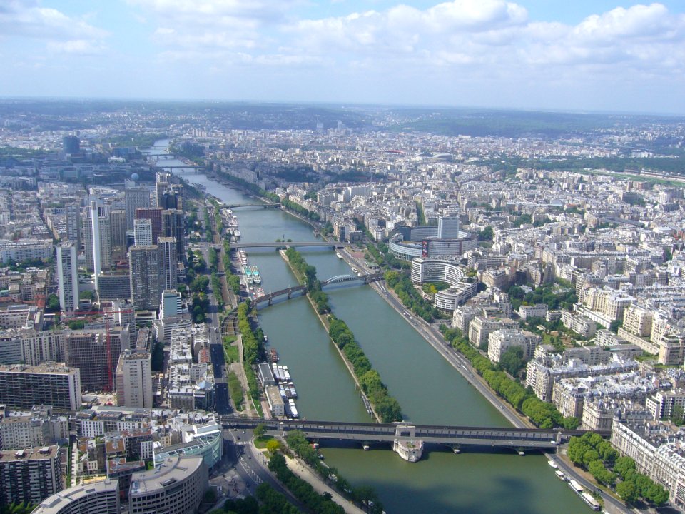Vue du troisième étage de la Tour Effeil 07