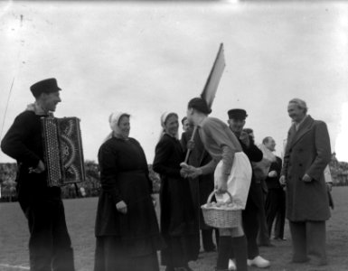 VSV-AGOVV 1-0 aanbieding Barneveldse eieren, Bestanddeelnr 903-3669