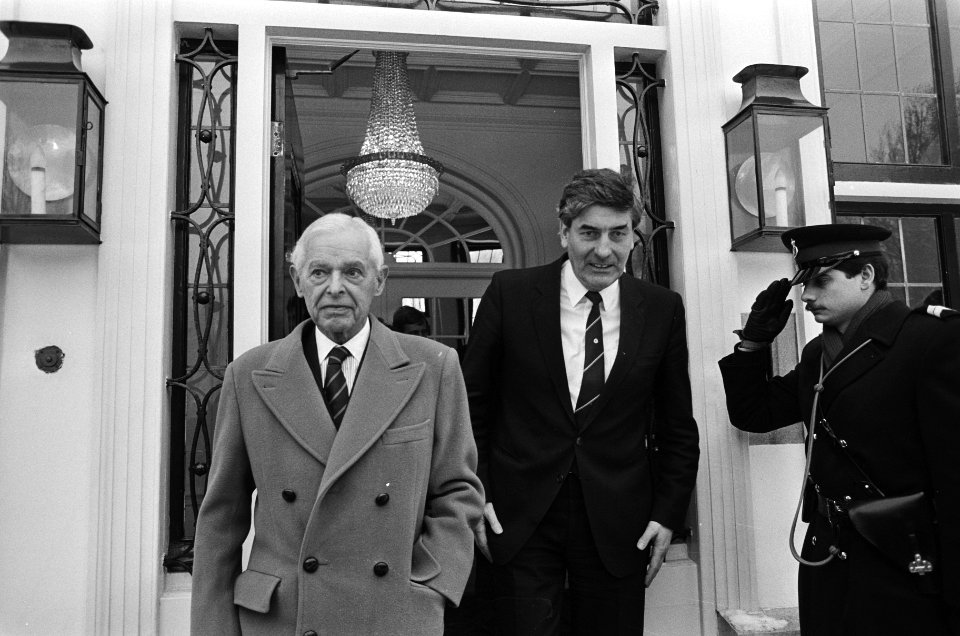 VS-diplomaat Paul Nitze heeft in Den Haag verslag uitgebracht van de besprekinge, Bestanddeelnr 933-1991