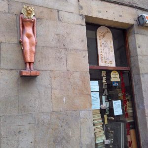 Vitoria - Librería Sekhmet 2