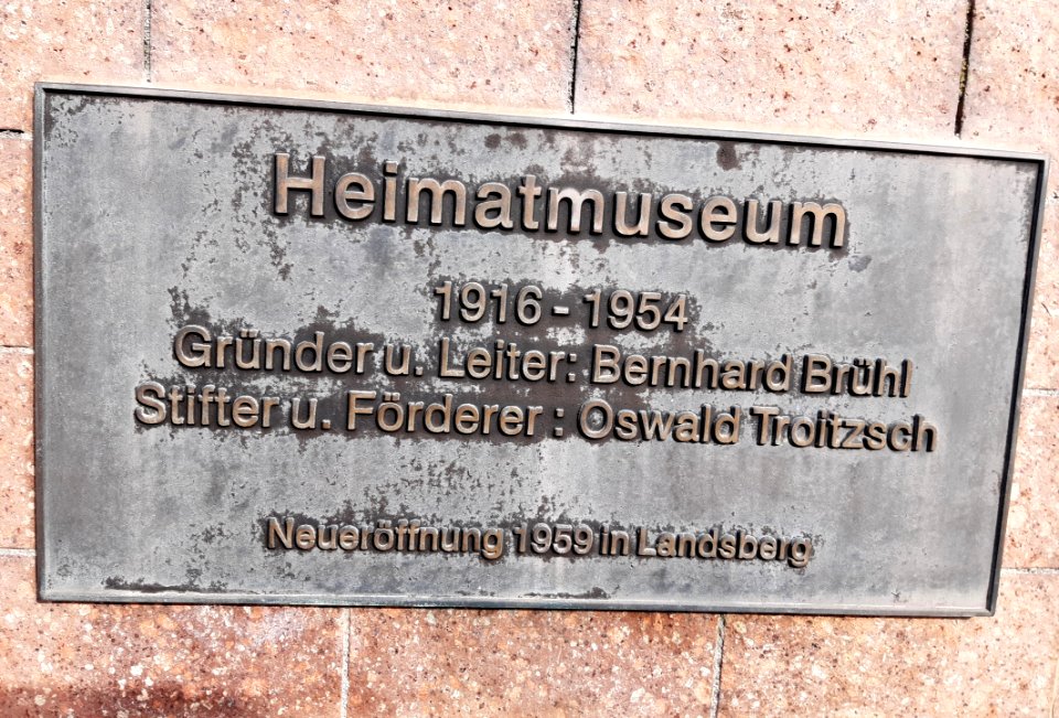Wölls-Petersdorf Ortsdenkmal4