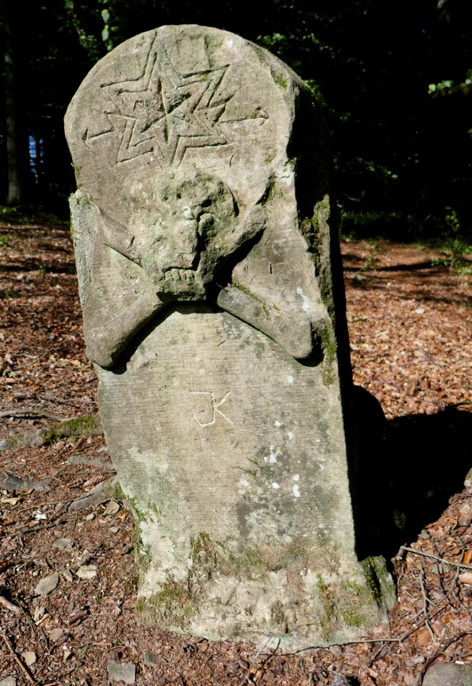 Wünnenberg - Totenkopfstein - 1