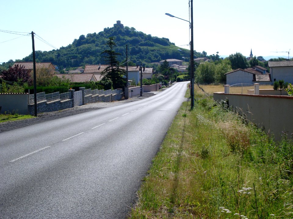 Vue sur Saint-Romain-le-Puy (Loire, Fr)